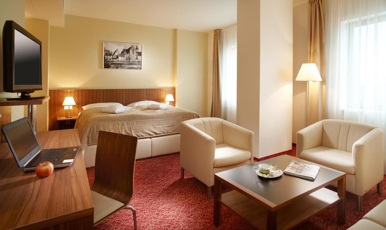 Clarion Congress Hotel Ceske Budejovice Exterior foto