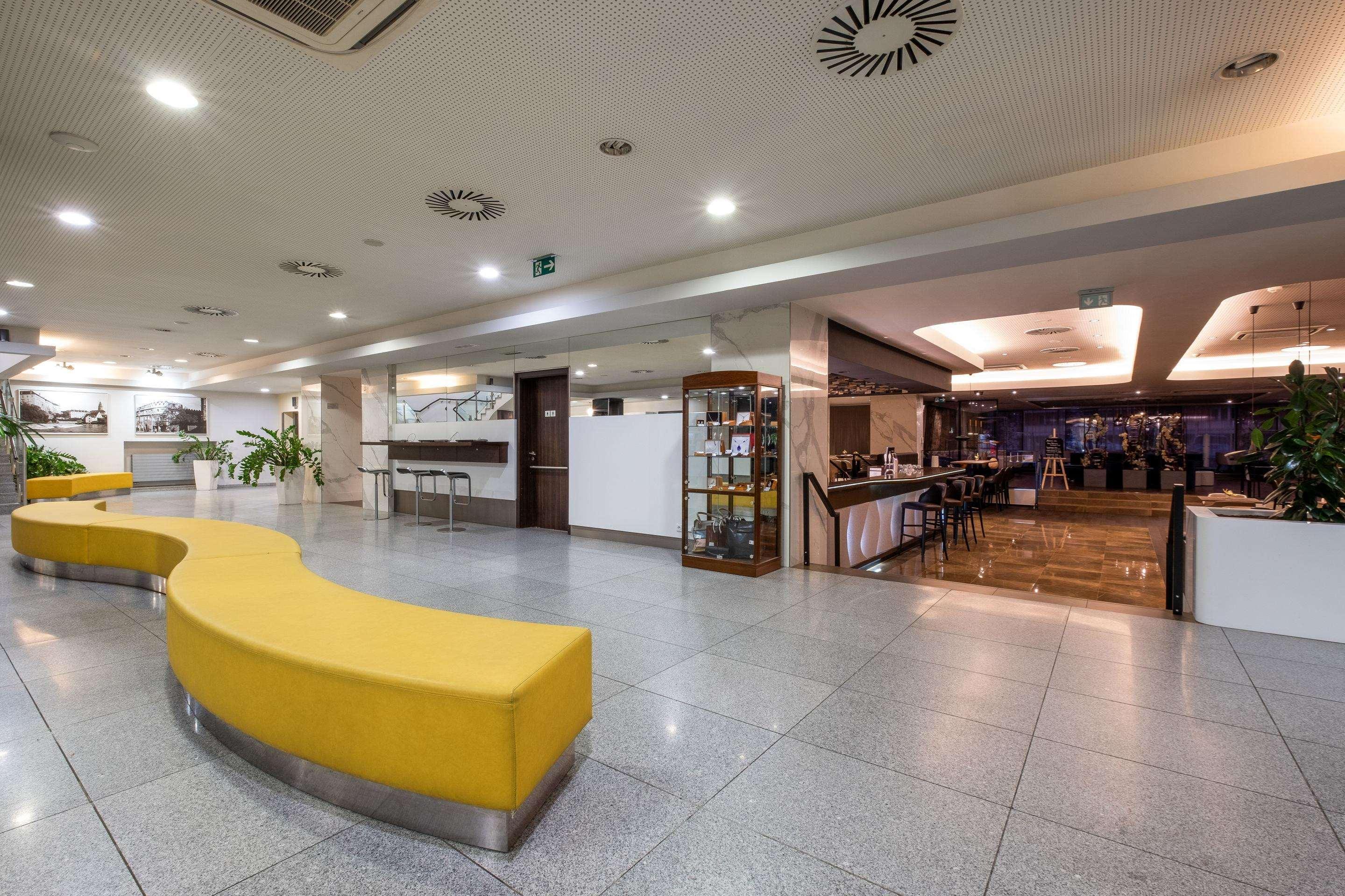 Clarion Congress Hotel Ceske Budejovice Exterior foto