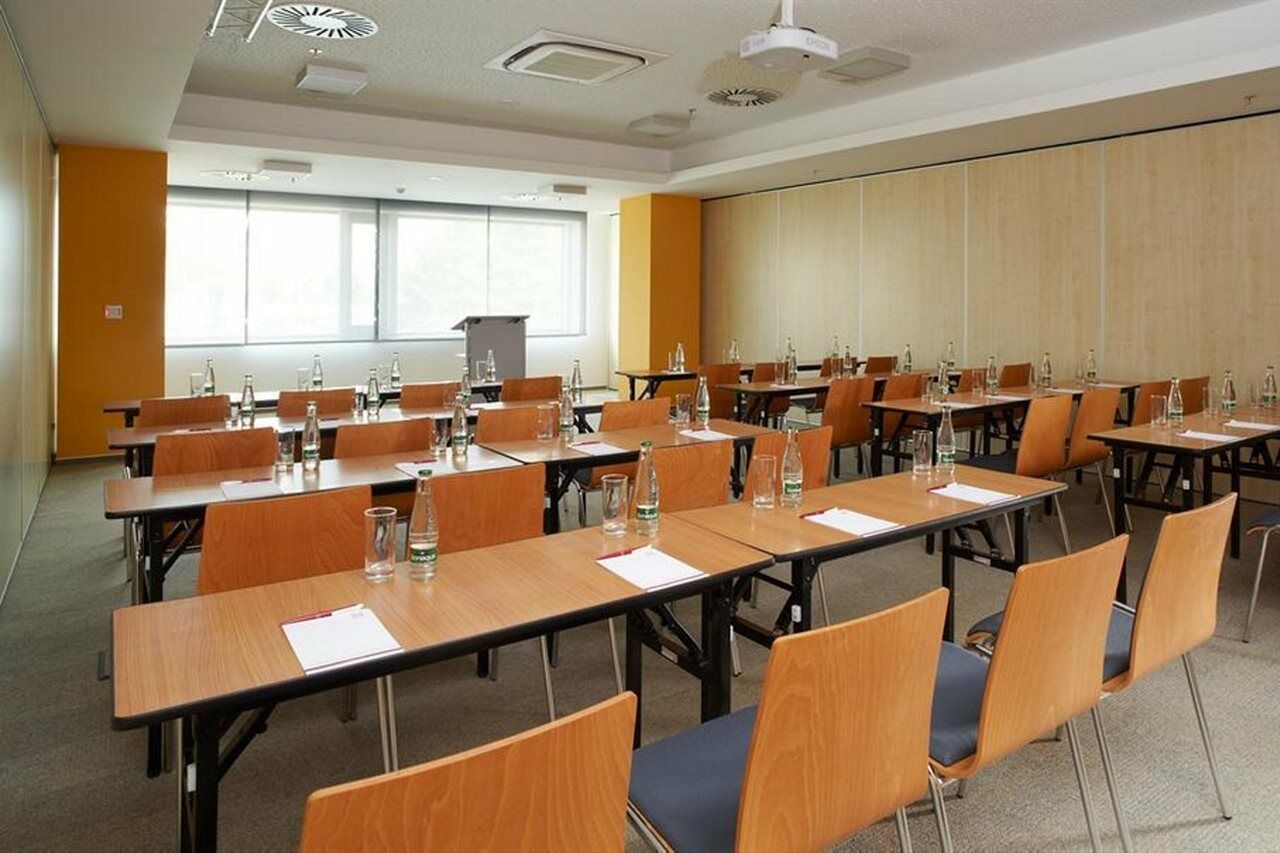 Clarion Congress Hotel Ceske Budejovice Exterior foto
