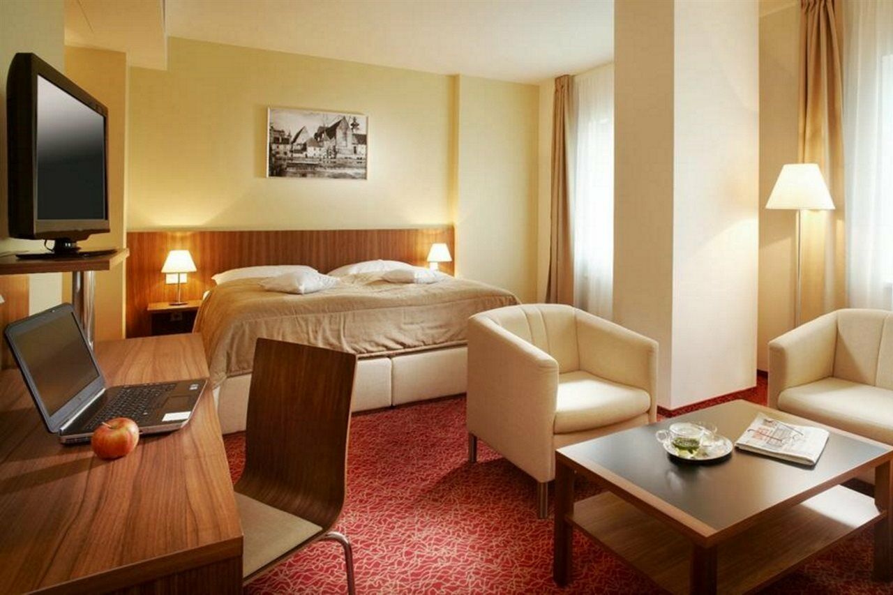 Clarion Congress Hotel Ceske Budejovice Exterior foto